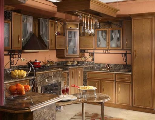 اشكال مطابخ خشمونيوم مساحات صغيرة 2025 12 اشكال مطابخ خشمونيوم مودرن
