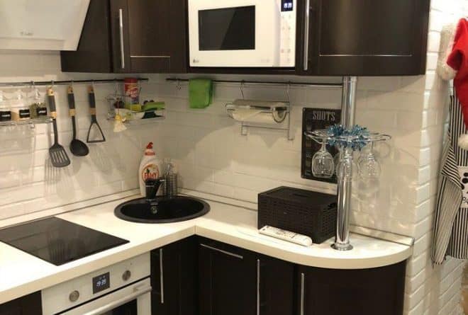 صور مطابخ خشمونيوم صغيرة 2025 | مطابخ خشمونيوم الوان 19 تصميم مطابخ خشمونيوم صغيرة جديده