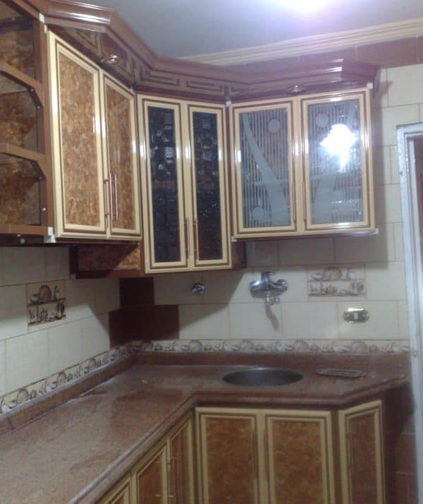 صور مطابخ خشمونيوم صغيرة 2025 | مطابخ خشمونيوم الوان 17 تصميم مطابخ خشمونيوم صغيرة