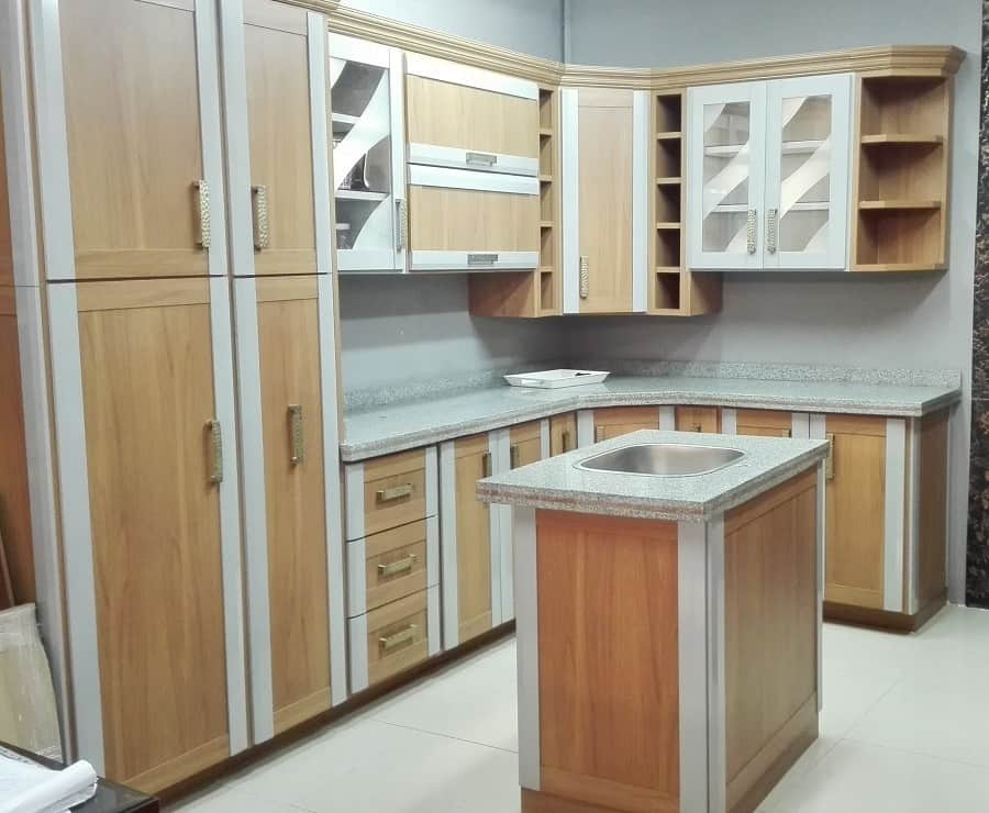 صور مطابخ خشمونيوم صغيرة 2025 | مطابخ خشمونيوم الوان 24 صور مطابخ خشمونيوم صغيره جميلة