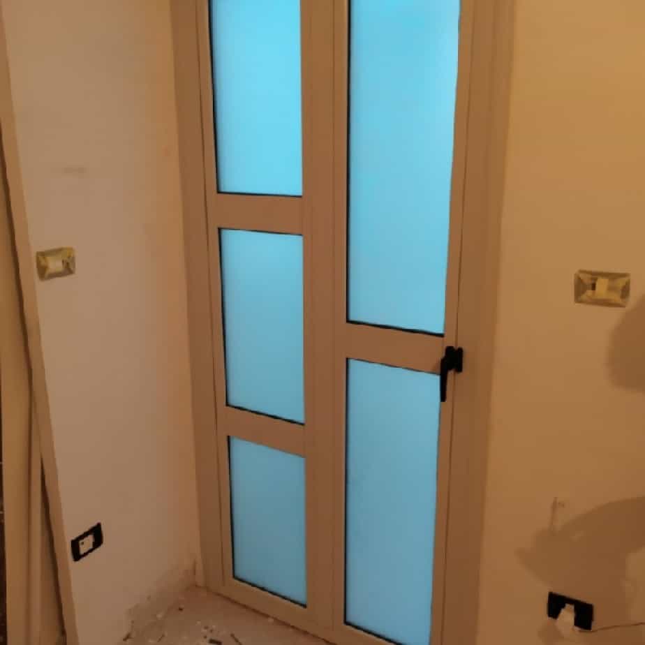 ابواب بلكونات الوميتال مودرن 2026 واسعارها - شركة العالمية للتند ...