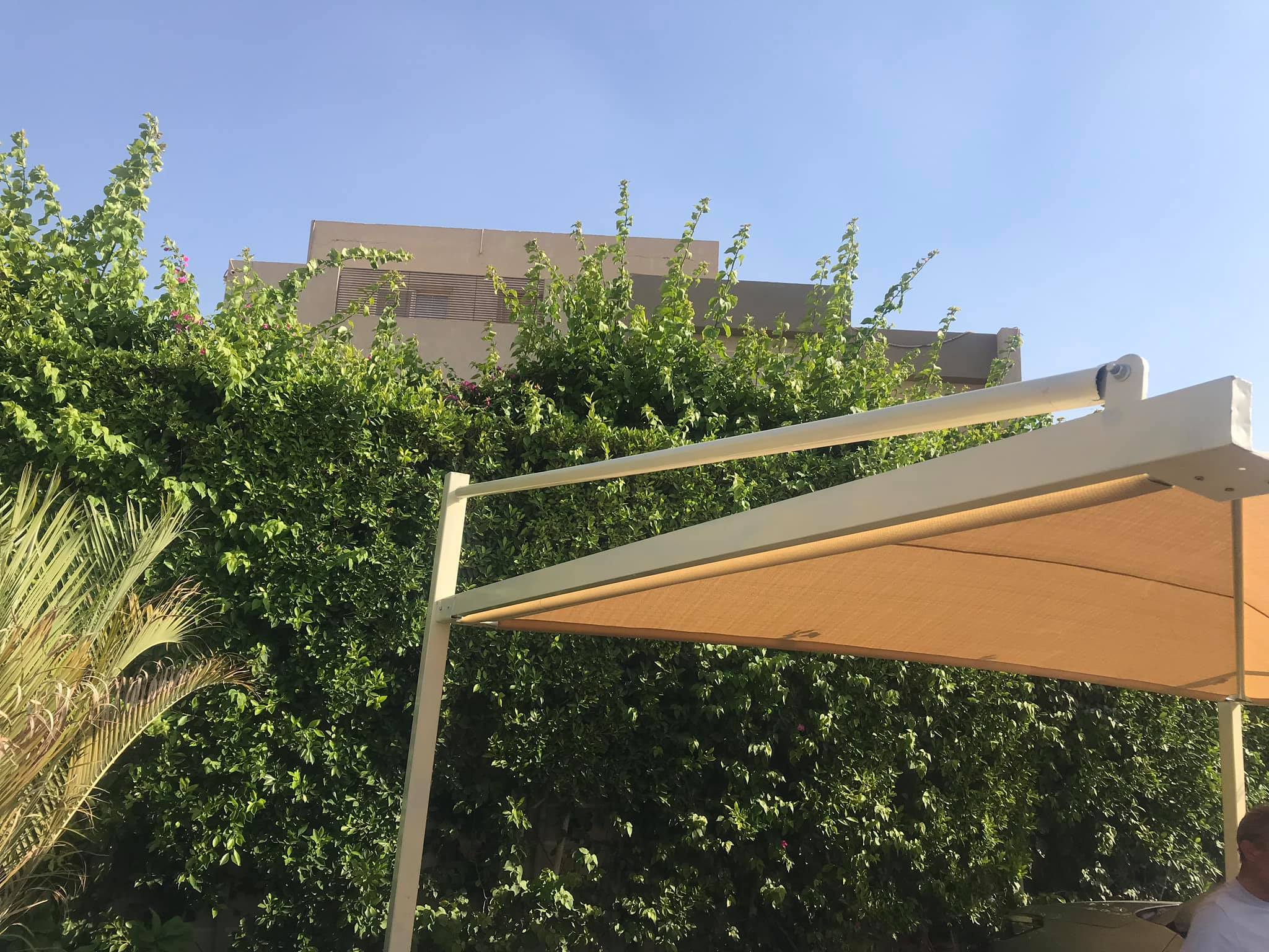 مصنع مظلات السيارات 01555464501 | مظلة سيارة للبيع باحدث شكل 14 افضل خامات مظلات سيارات في مدينة الشروق