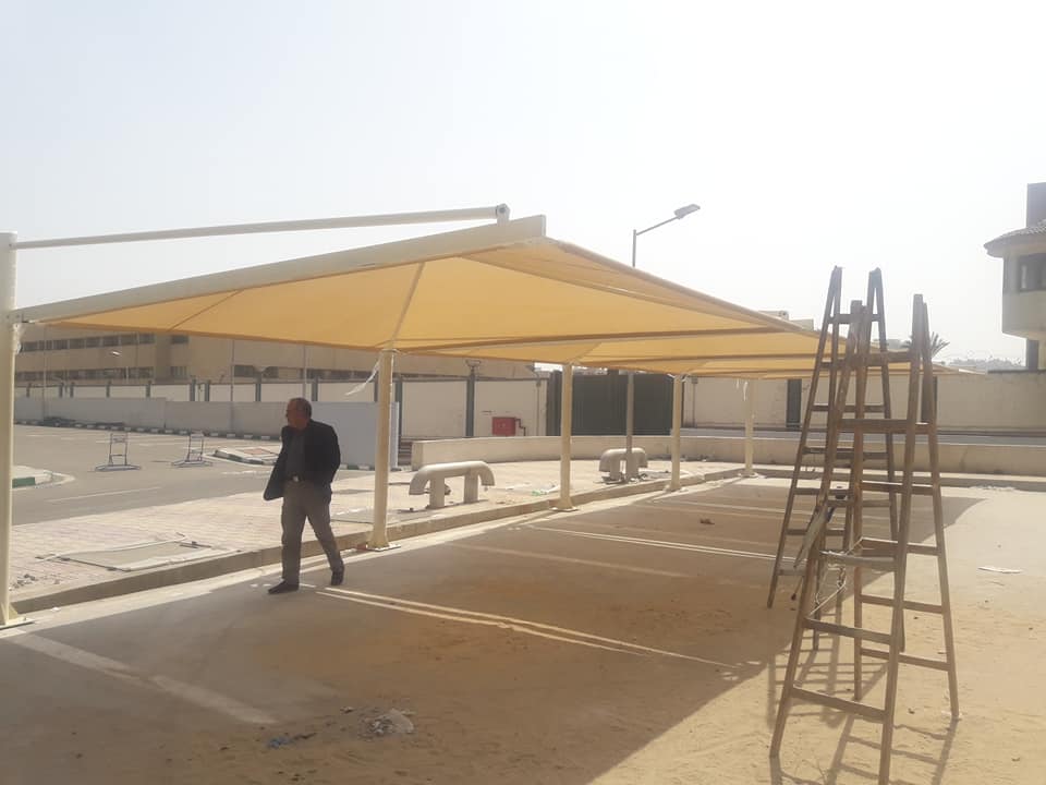 شركة مظلات سيارات 01555464501 | اسعار مظلات السيارات في مصر 37 مظلات حديد للسيارات بعمدان لون بيج في مستشفى وادى النيل