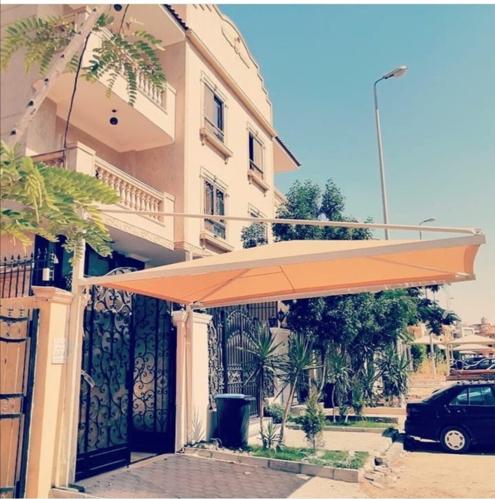 مظلات مواقف سيارات للشركات والكمبوندات